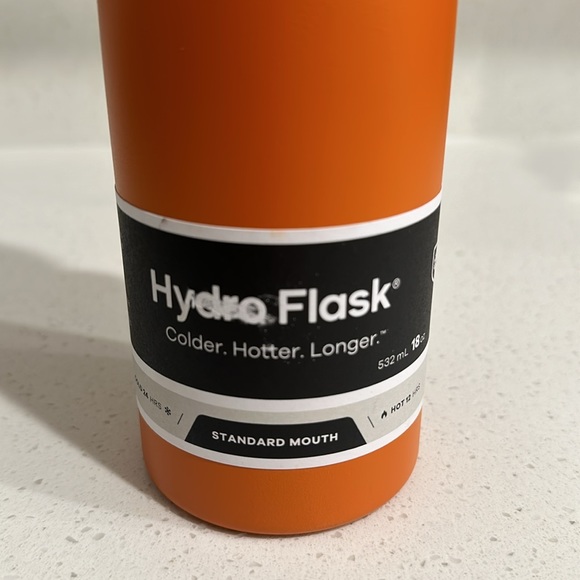 18 oz Standard Mouth Hydro Flask Orange - Picture 2 of 6